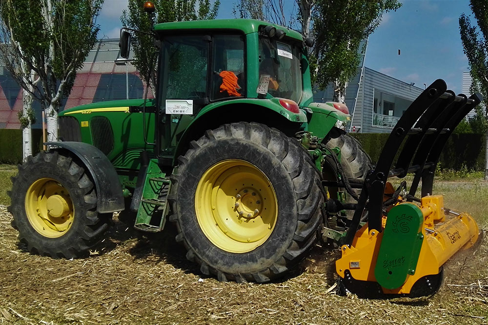 3transports-y-excavaciones-pou-padros-en-llica---barcelona