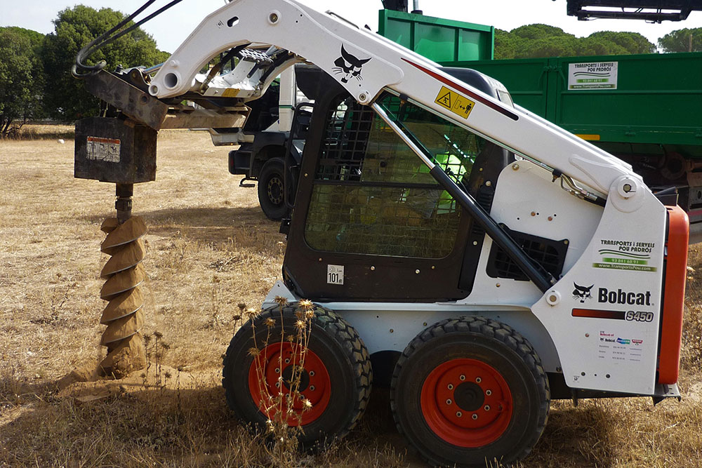 transports-y-excavaciones-pou-padros-en-llica---barcelona